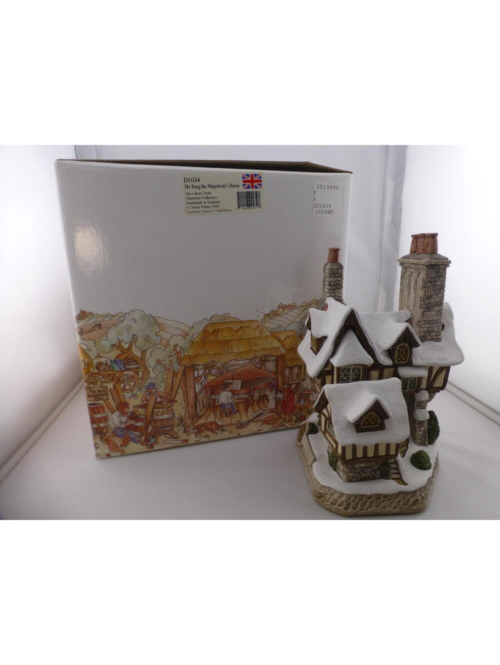 David Winter Cottages Mr Fang the Magistrate's House Oliver Twist Enesco 1997 Q2